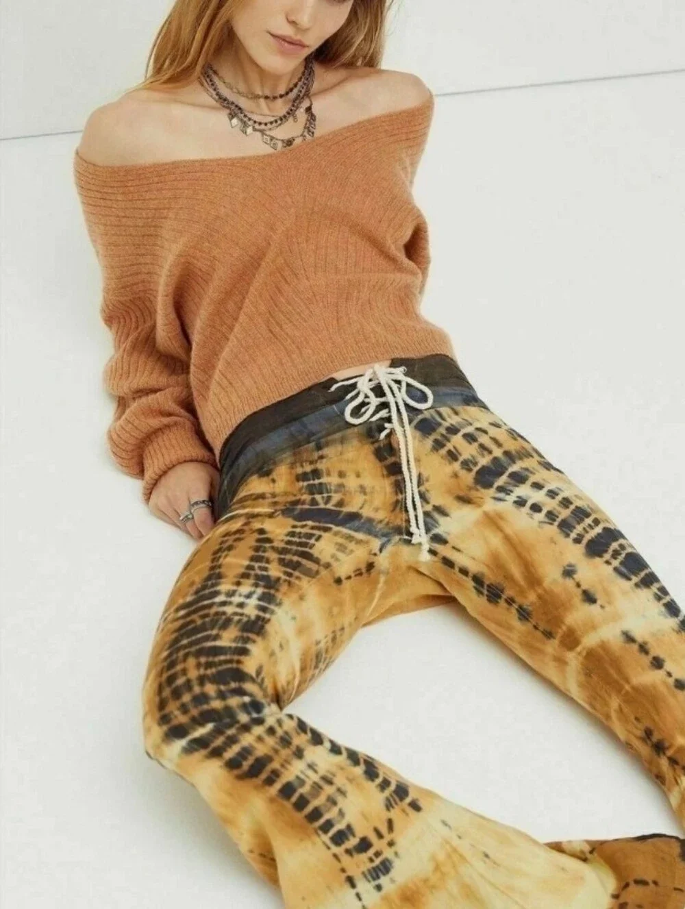 Free People Elias V-Neck Sweater in a Cinnamon brown 100% Cashmere